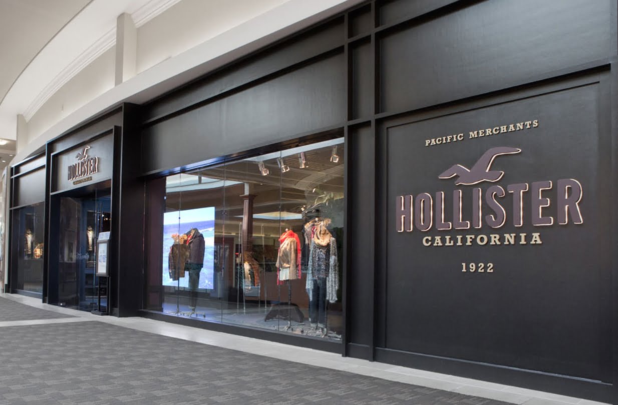 outlook of hollister store